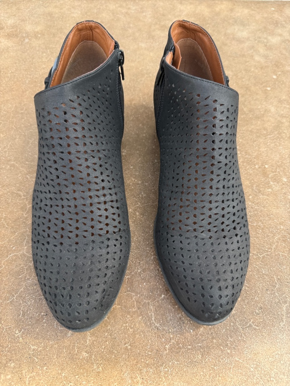 Indigo Rd. Black Perforated Side-Zip Ankle Booties - Vegan Leather size 10